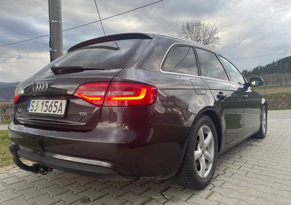 Audi A4 cena 44700 przebieg: 246000, rok produkcji 2013 z Mszczonów małe 211